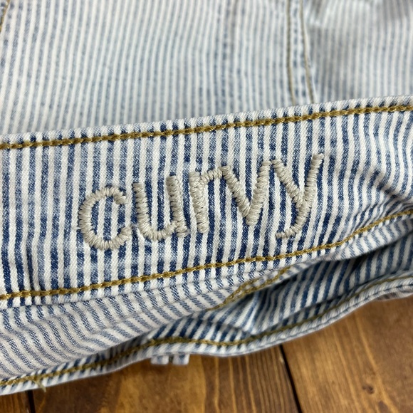 Slink jeans denim stripes 7 inch inseam jean shorts curvy size 16 - Picture 4 of 9